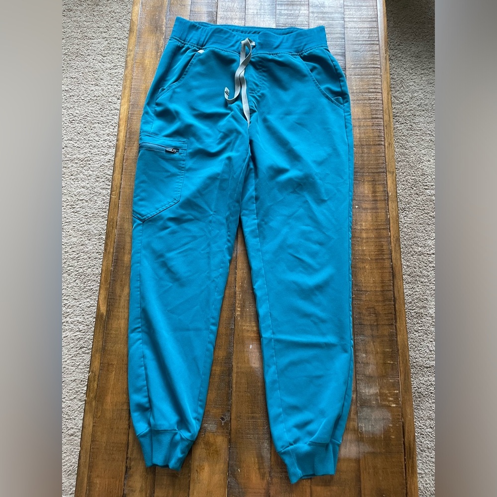 Figs Zamora Joggers in Caribbean Blue